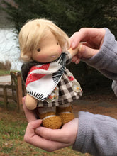 Load image into Gallery viewer, Holly