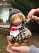 Load image into Gallery viewer, Holly