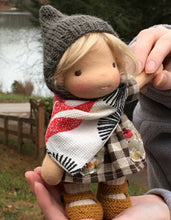 Load image into Gallery viewer, Holly