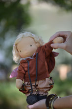 Load image into Gallery viewer, Luna