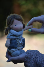 Load image into Gallery viewer, Avery