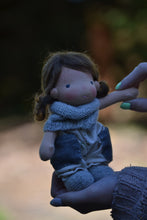 Load image into Gallery viewer, Avery