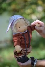 Load image into Gallery viewer, Luna