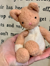 Load image into Gallery viewer, Kitten doll
